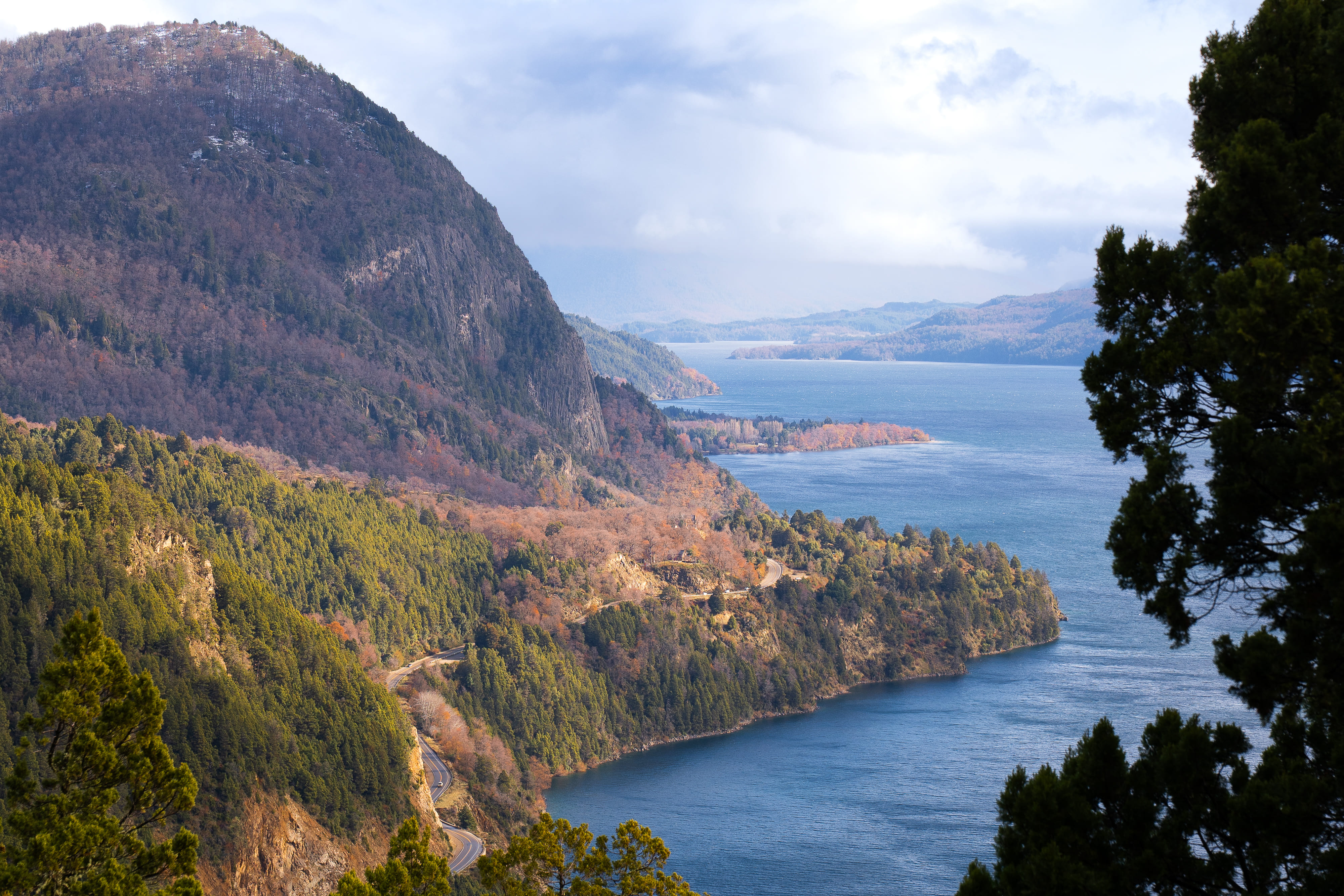  7 LAGOS VILLA LA ANGOSTURA (MELIQUINA Y TRAFUL)